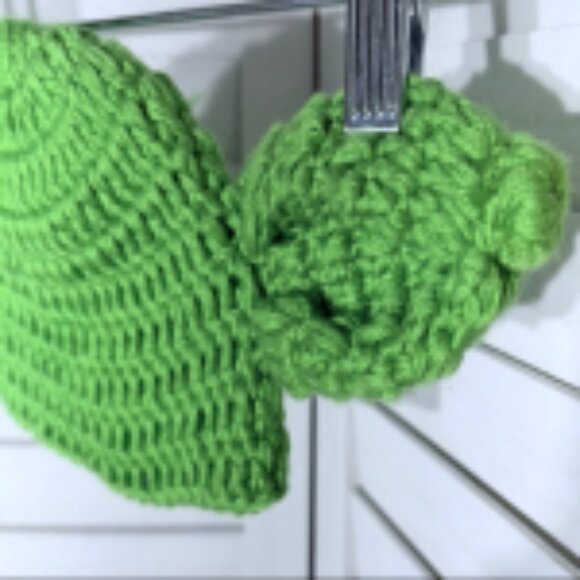 Baby Yoda Hat Infant Beanie Grogu Mandalorian Star Wars Green 3-6 Months - Picture 8 of 9